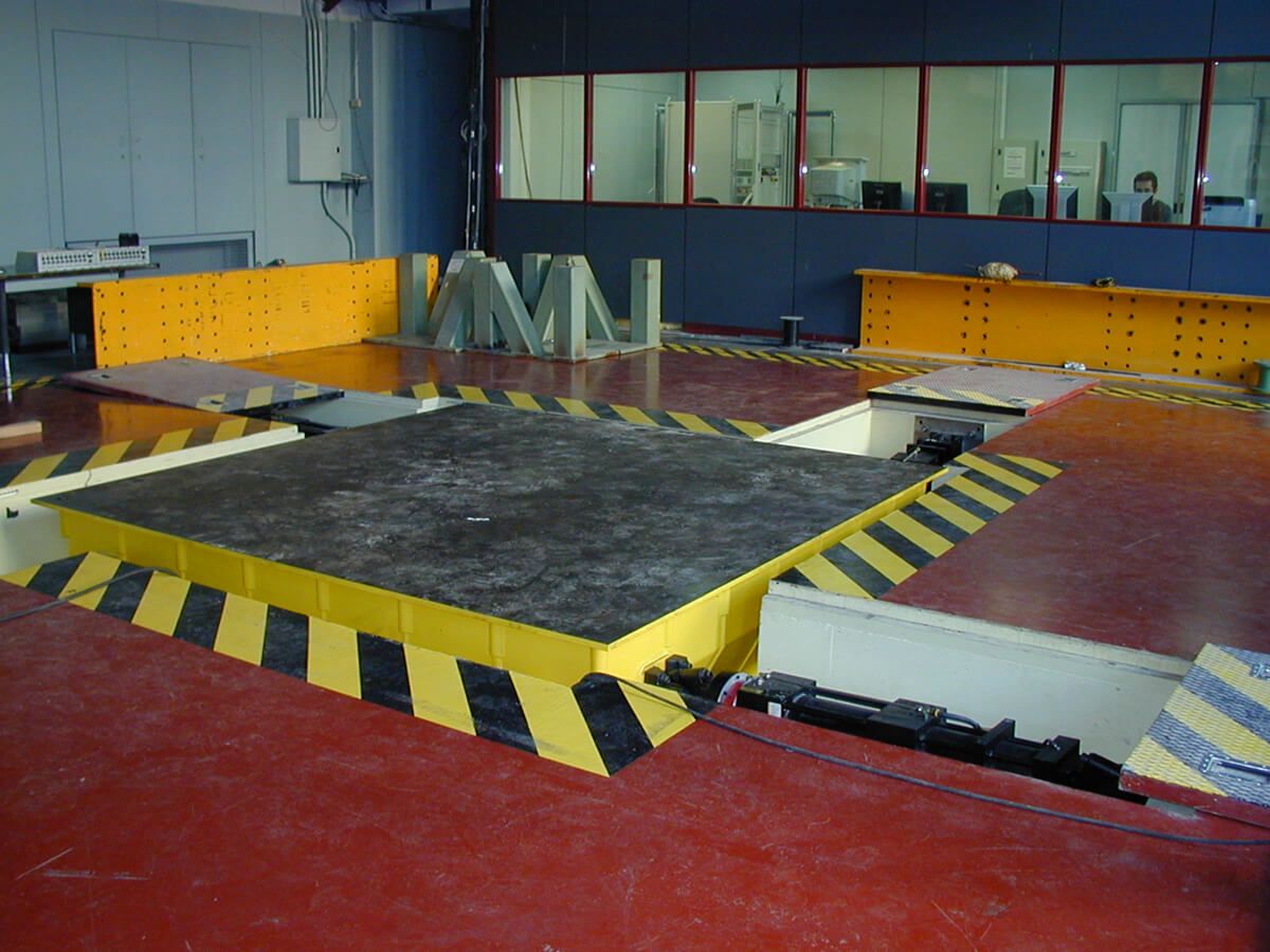 shake-table